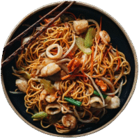 Gebratenen Nudeln mit Meeresfrüchten